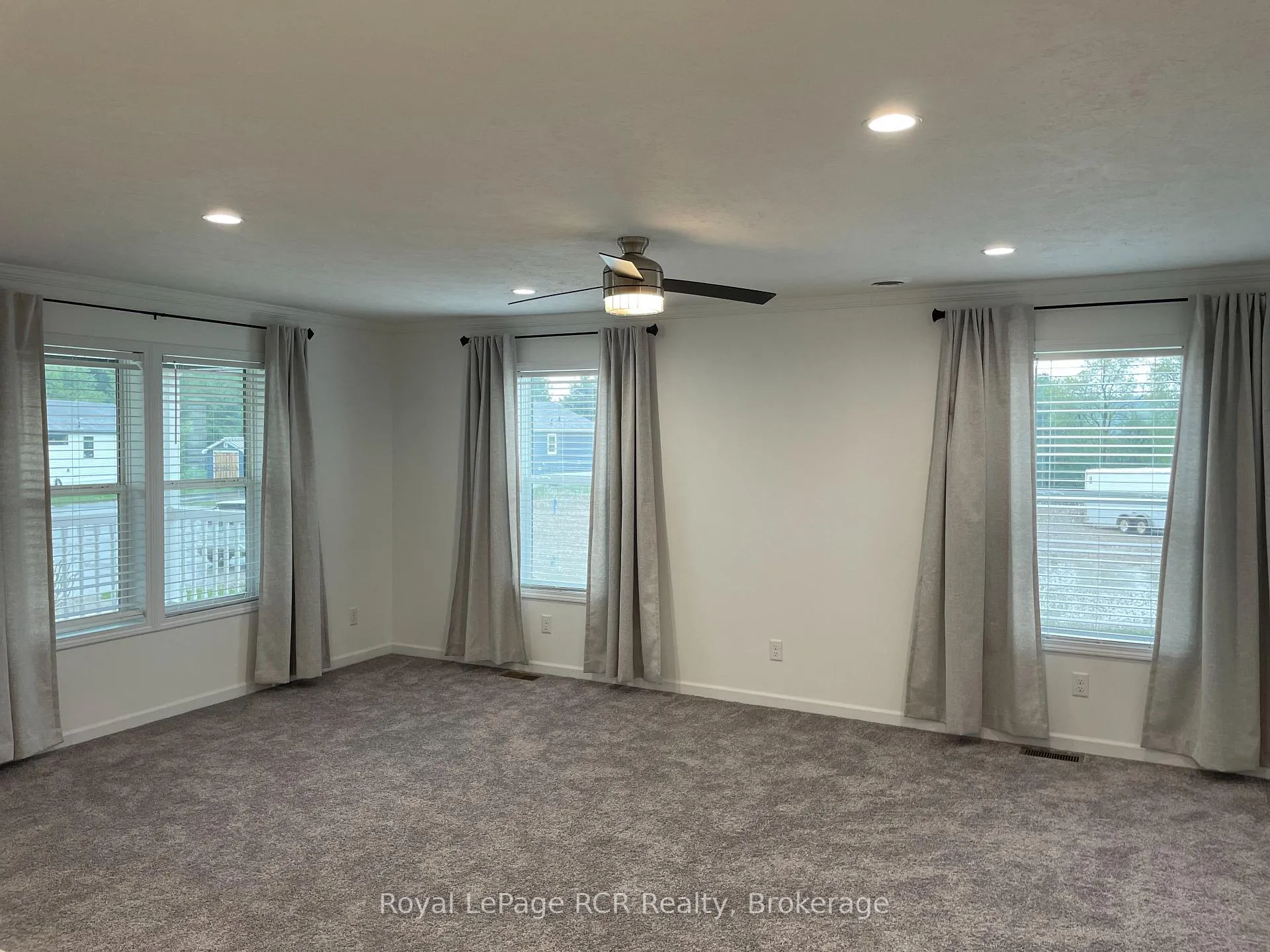 Photo 16 of 212 Spruce Drive, West Grey — HOMEH