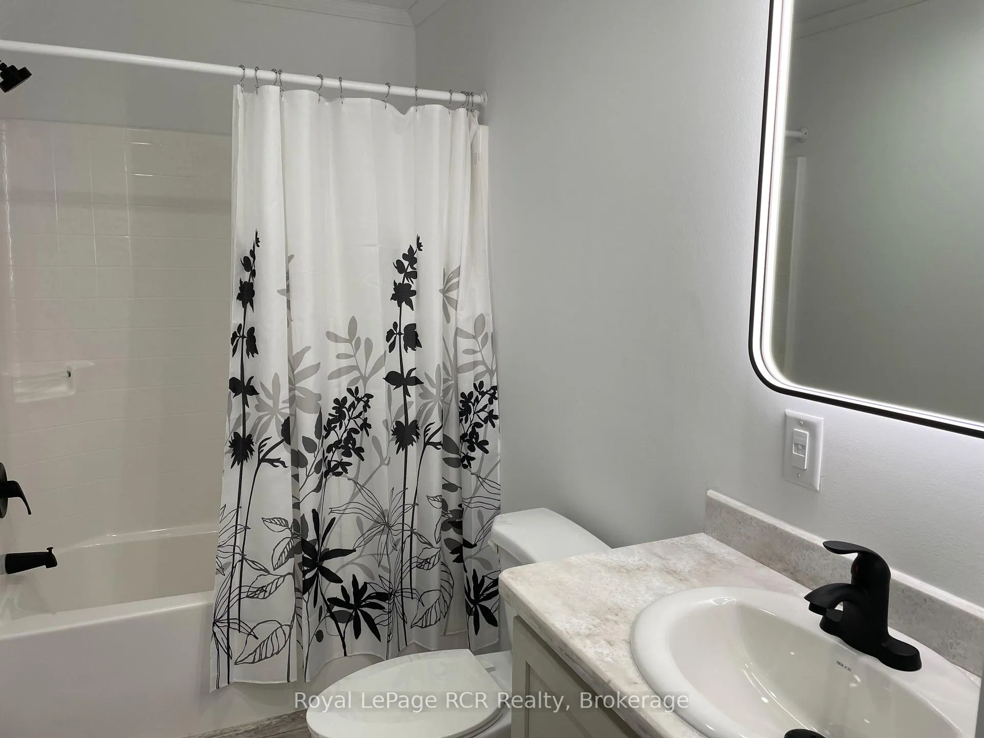 Photo 26 of 212 Spruce Drive, West Grey — HOMEH