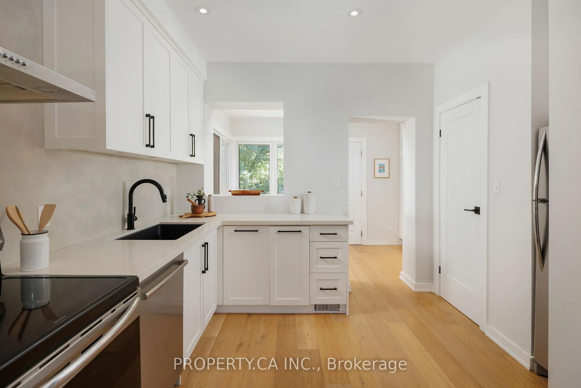Photo 12 of 79 Macdonell Avenue, Toronto, Roncesvalles — HOMEH