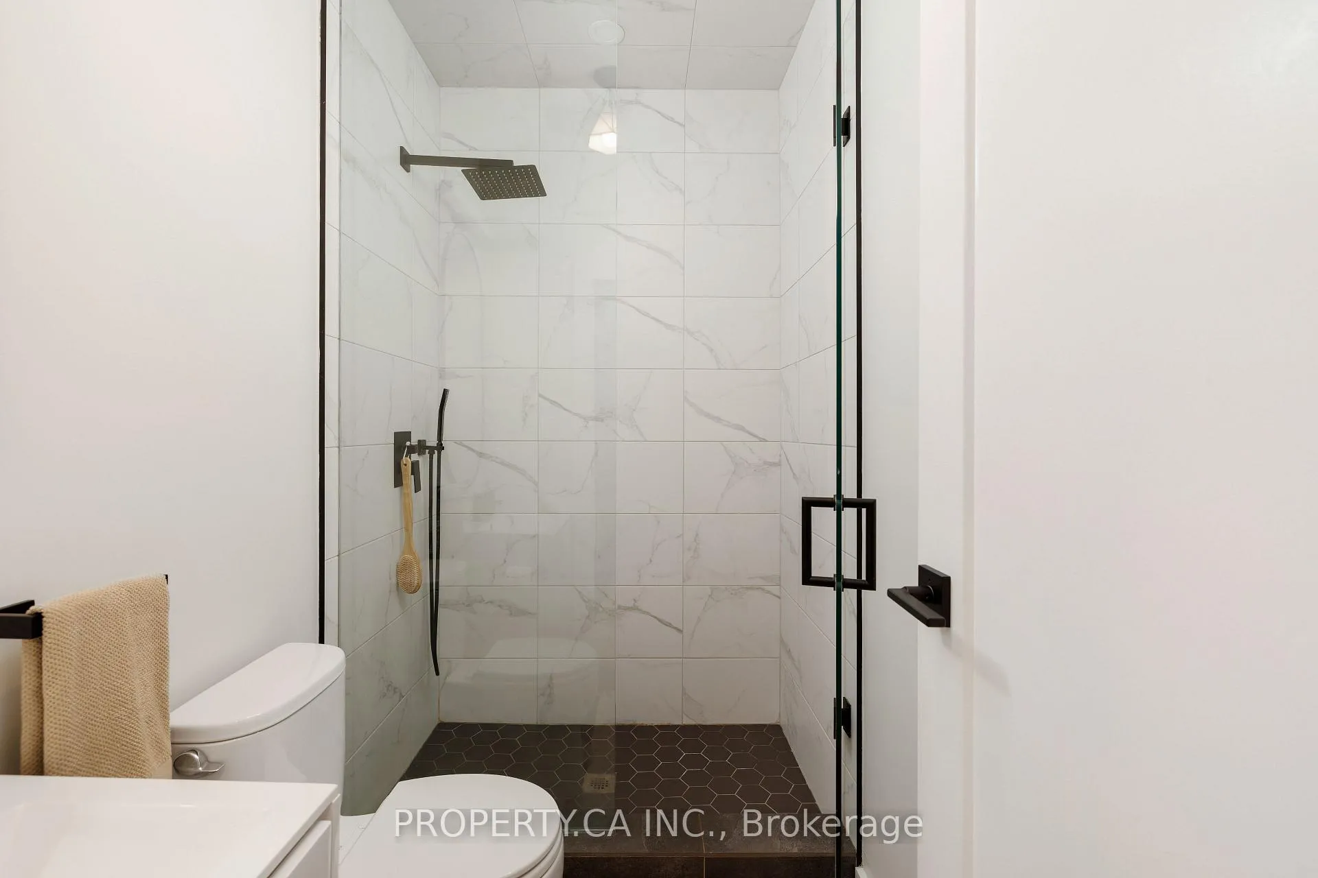Photo 15 of 79 Macdonell Avenue, Toronto, Roncesvalles — HOMEH