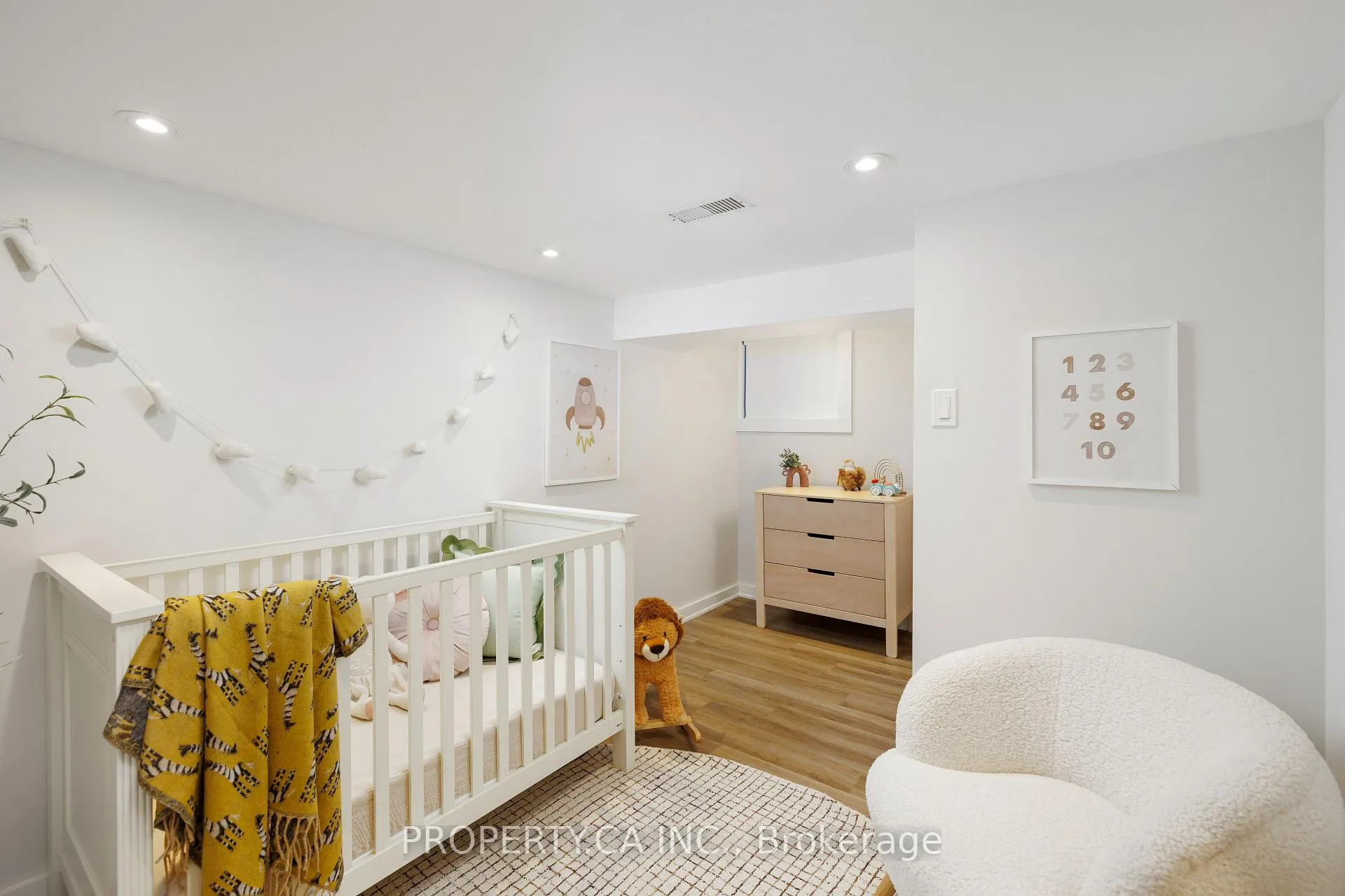 Photo 18 of 79 Macdonell Avenue, Toronto, Roncesvalles — HOMEH