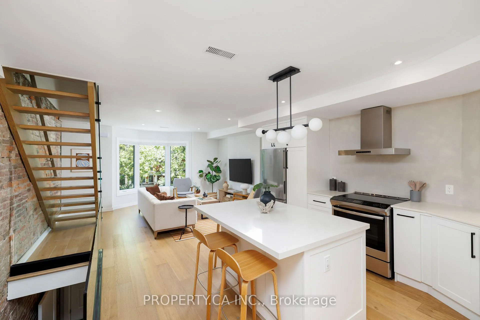 Photo 24 of 79 Macdonell Avenue, Toronto, Roncesvalles — HOMEH