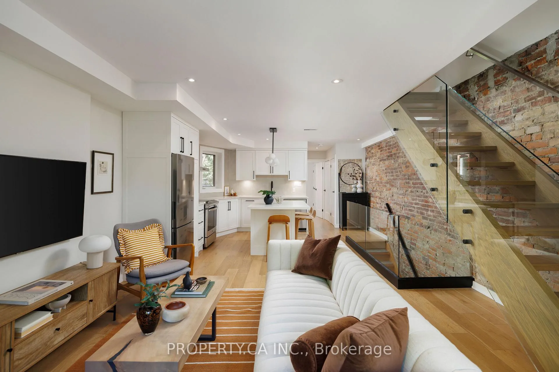 Photo 31 of 79 Macdonell Avenue, Toronto, Roncesvalles — HOMEH