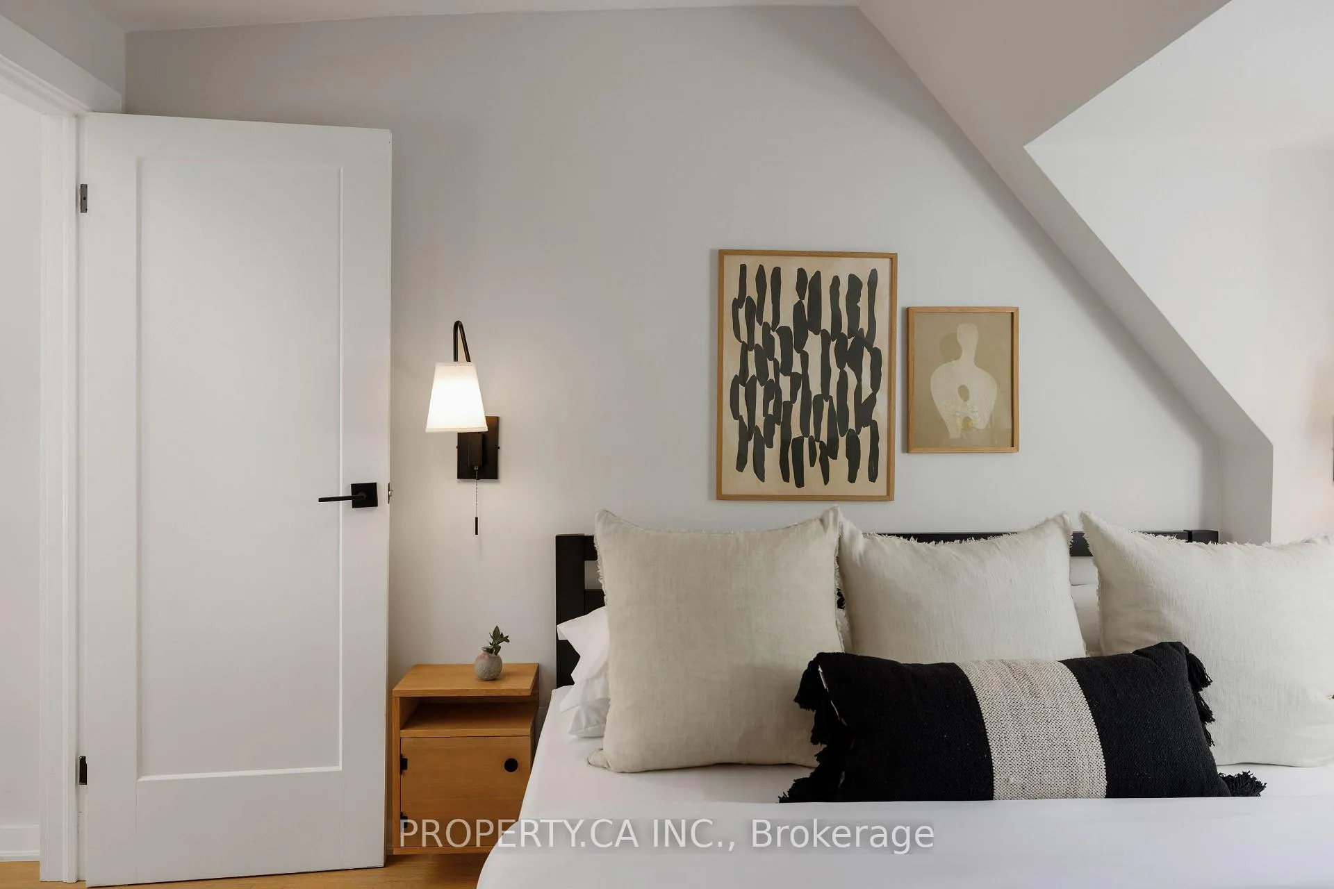 Photo 41 of 79 Macdonell Avenue, Toronto, Roncesvalles — HOMEH