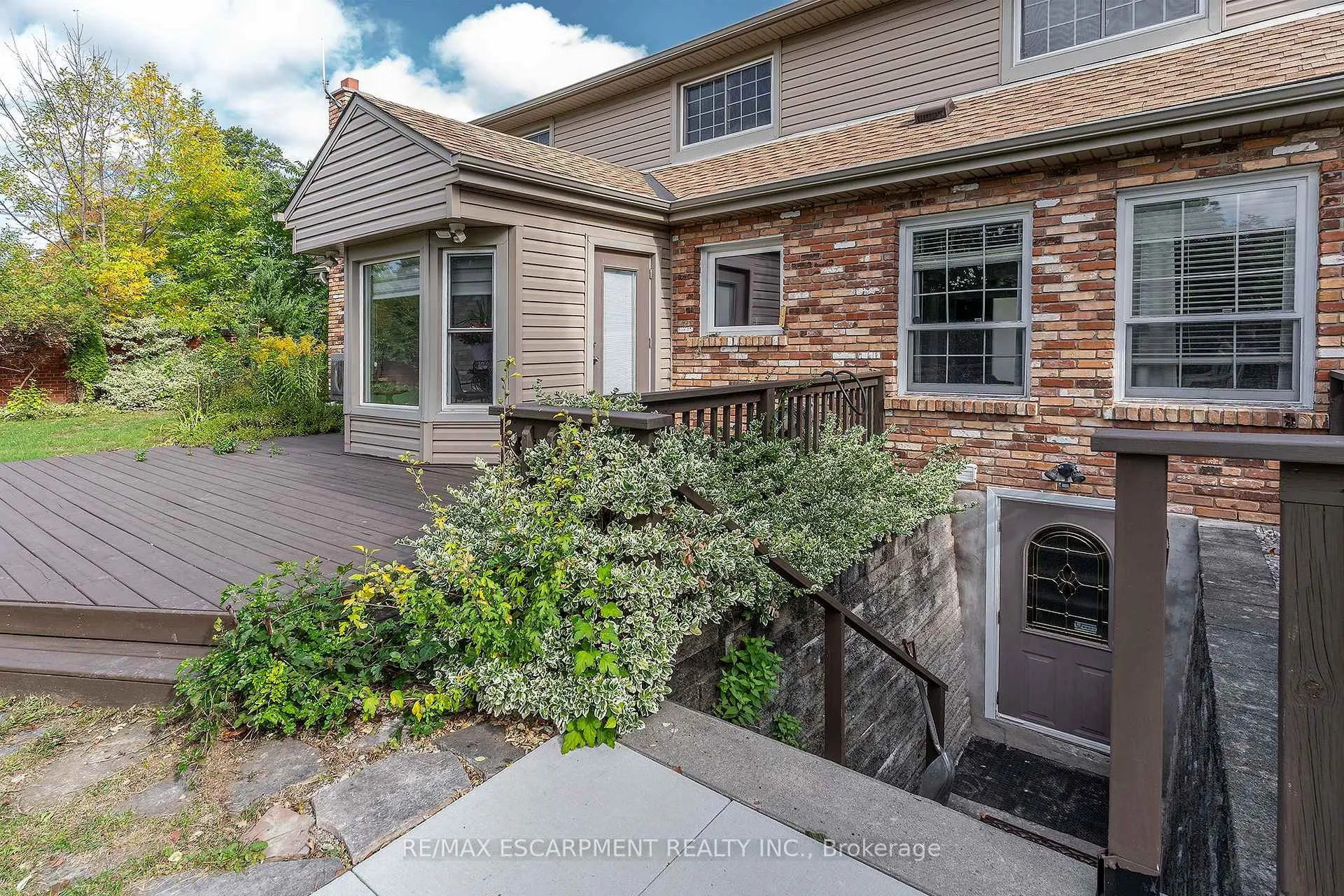 Photo 37 of 436 Goodram Drive, Burlington, Shoreacres — HOMEH