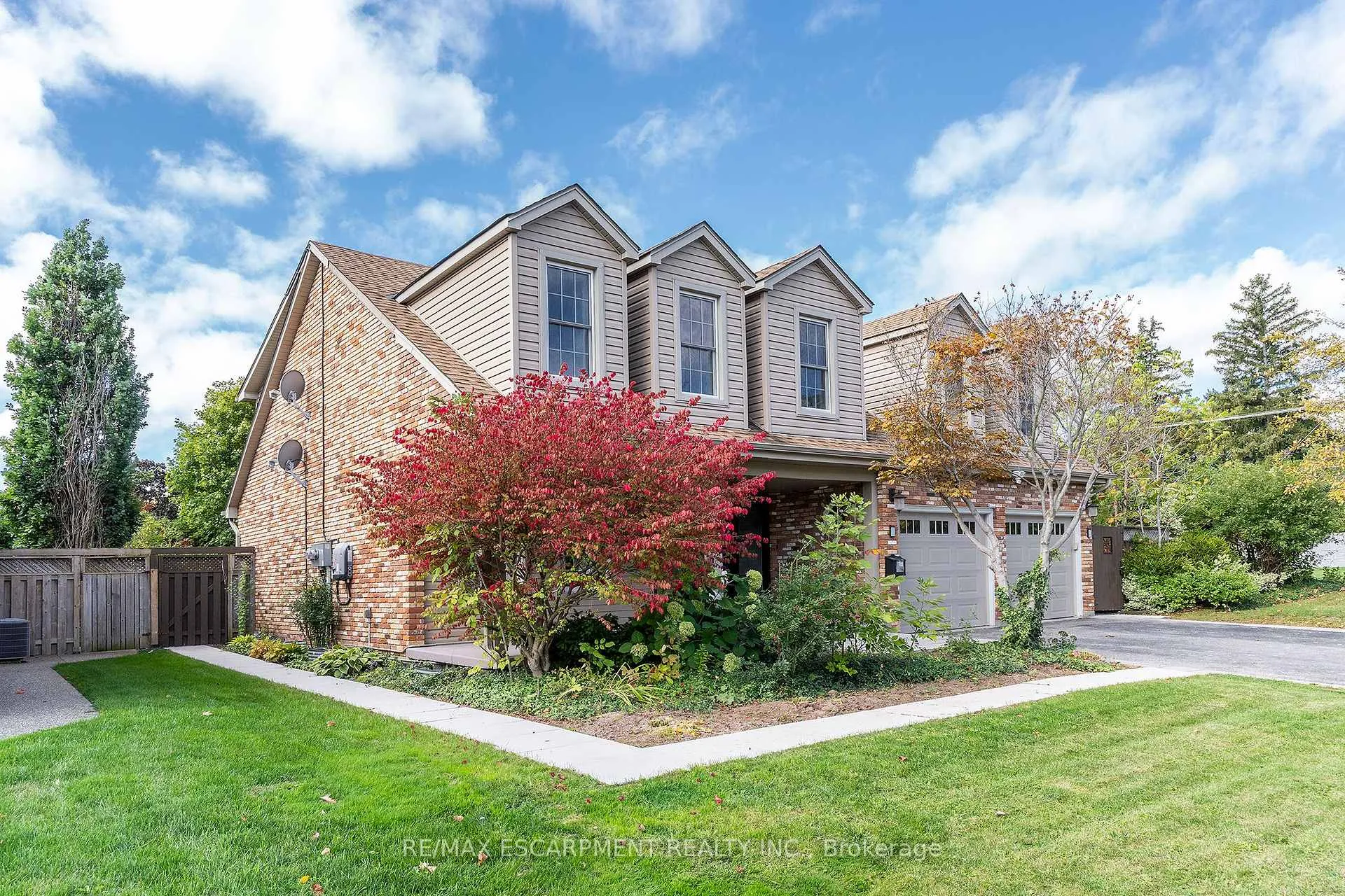 Photo 42 of 436 Goodram Drive, Burlington, Shoreacres — HOMEH