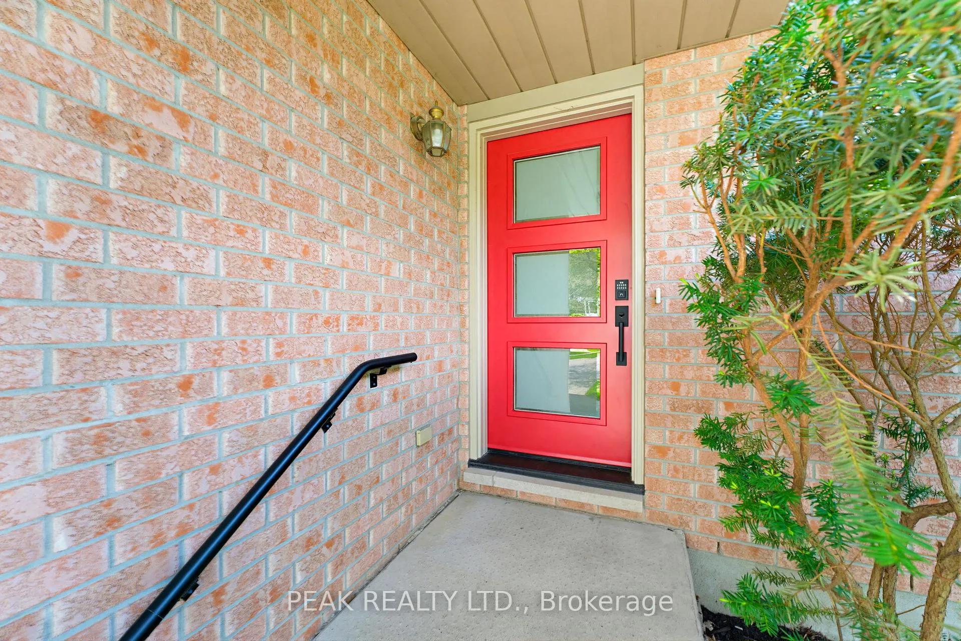 Photo 3 of 62 Kipling Avenue, Guelph, Willow West/Sugarbush/West Acres — HOMEH