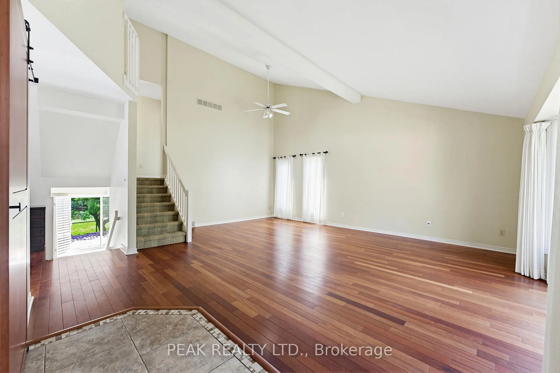 Photo 4 of 62 Kipling Avenue, Guelph, Willow West/Sugarbush/West Acres — HOMEH