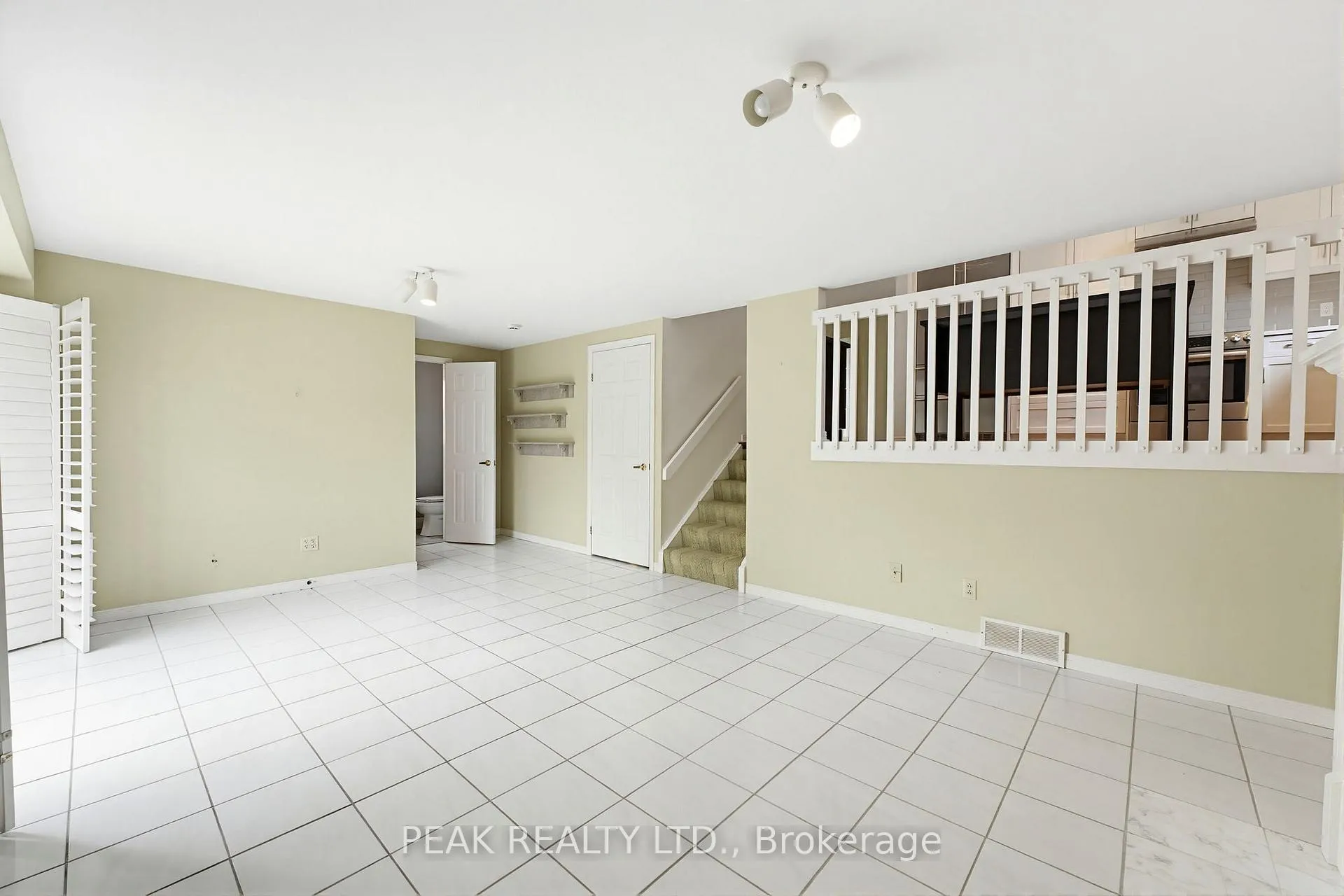 Photo 12 of 62 Kipling Avenue, Guelph, Willow West/Sugarbush/West Acres — HOMEH