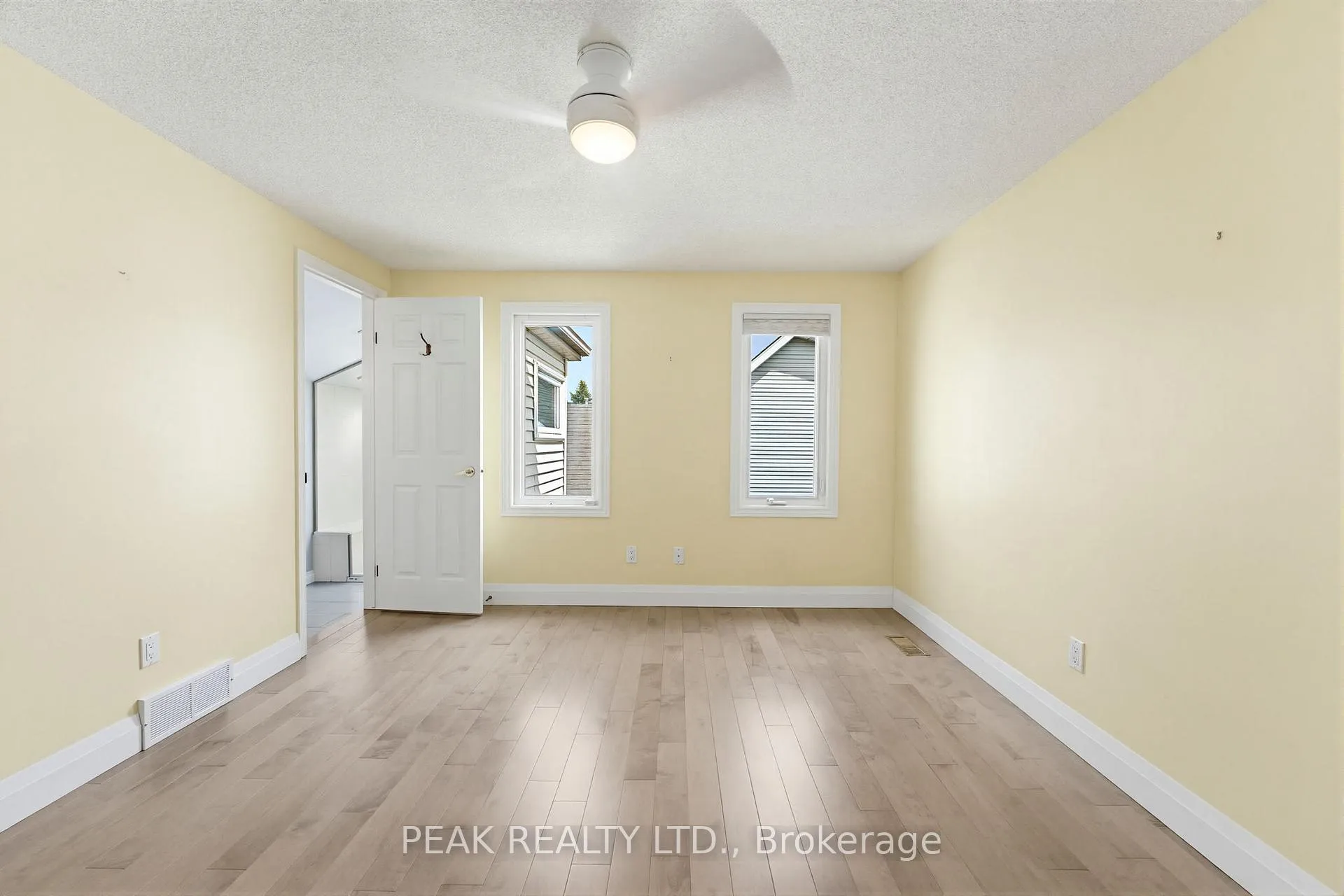 Photo 15 of 62 Kipling Avenue, Guelph, Willow West/Sugarbush/West Acres — HOMEH