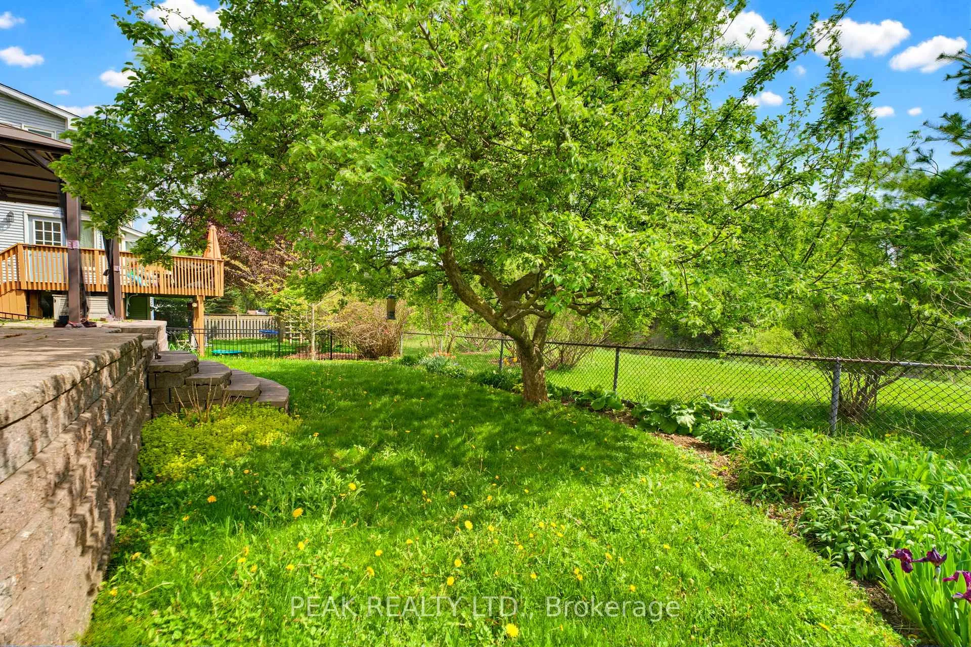 Photo 29 of 62 Kipling Avenue, Guelph, Willow West/Sugarbush/West Acres — HOMEH