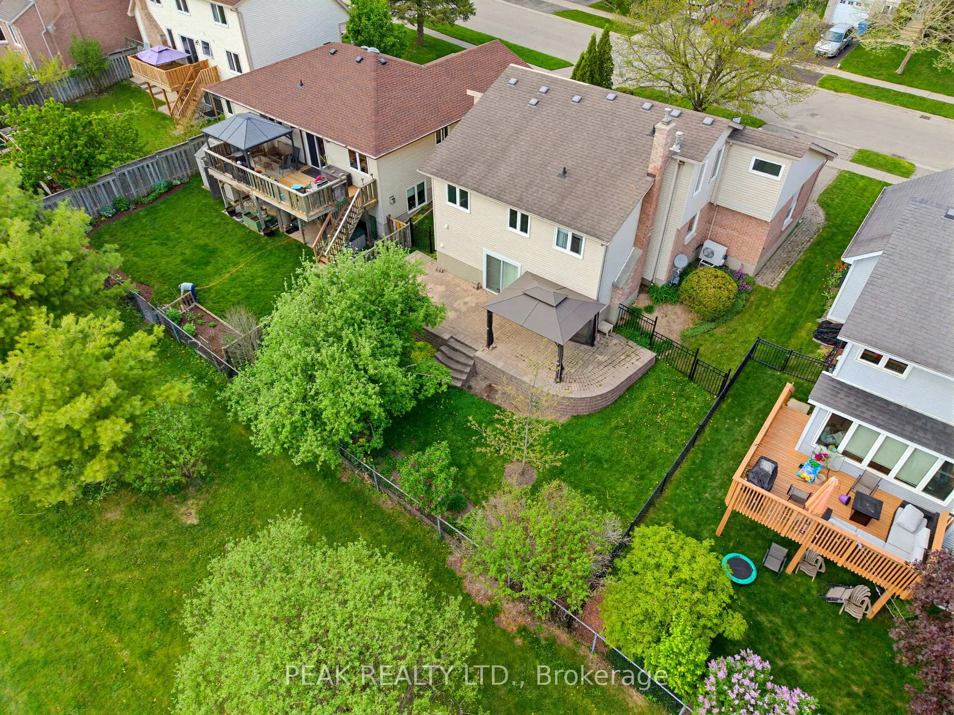 Photo 33 of 62 Kipling Avenue, Guelph, Willow West/Sugarbush/West Acres — HOMEH