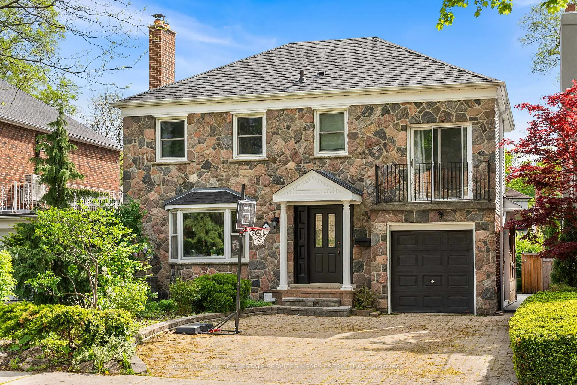 Front of 27 Southlea Avenue
