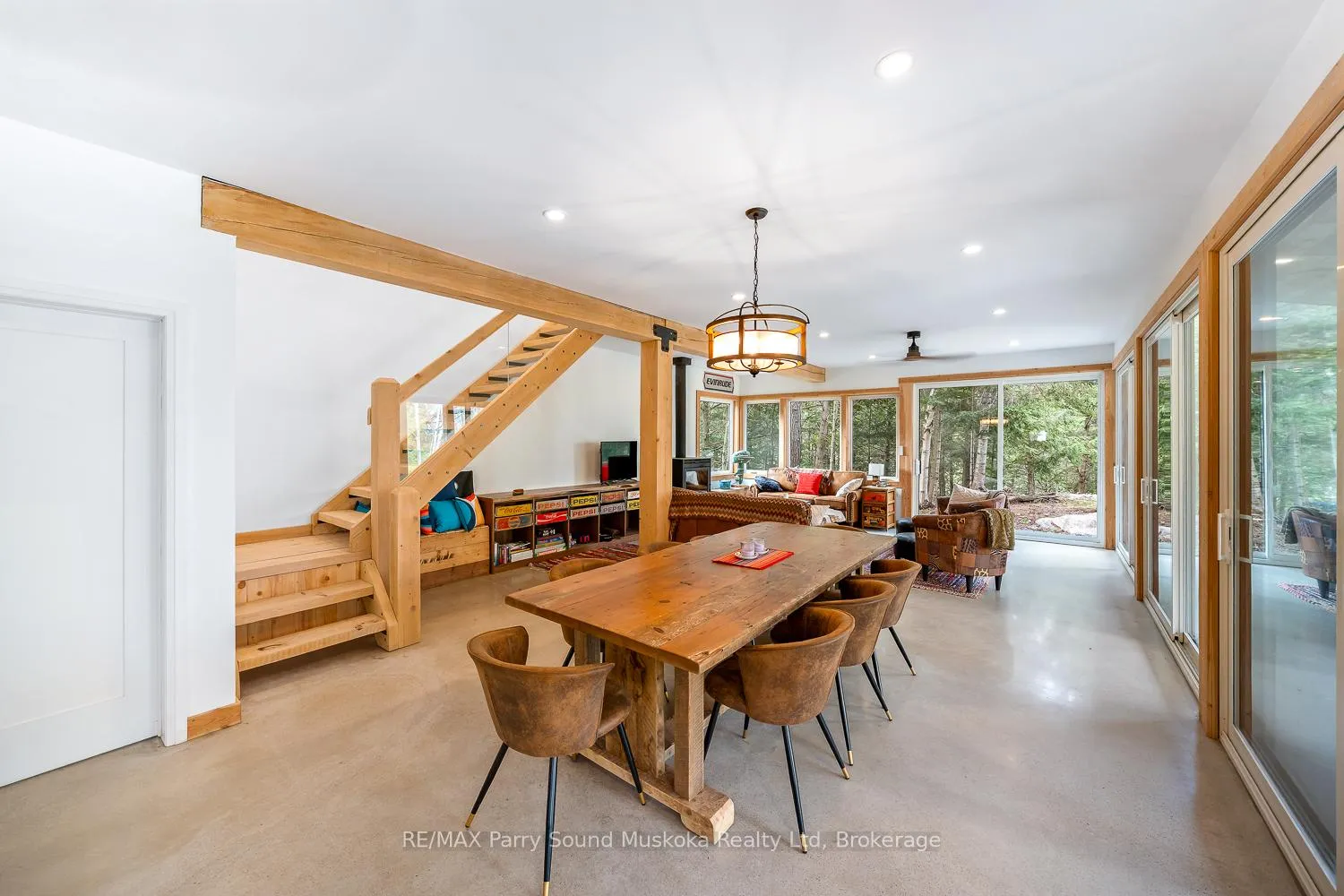 Photo 5 of 13 Labrash Lake Road, Whitestone — HOMEH