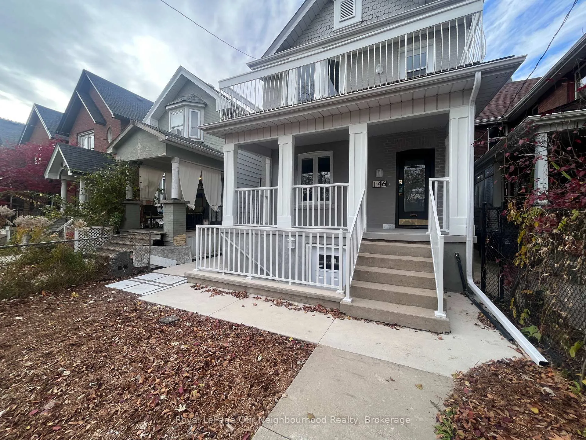Photo 2 of Unit Lower, 146 Bartlett Avenue, Toronto, Dovercourt-Wallace Emerson-Junction — HOMEH