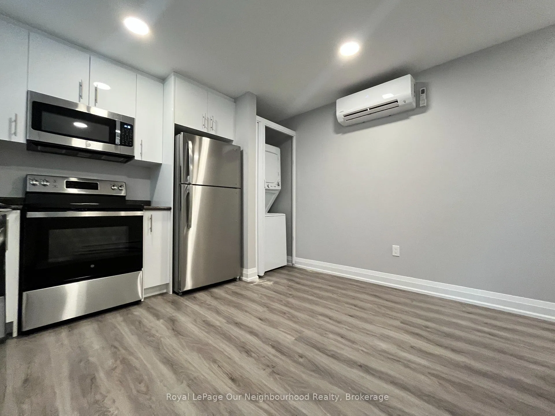 Photo 12 of Unit Lower, 146 Bartlett Avenue, Toronto, Dovercourt-Wallace Emerson-Junction — HOMEH