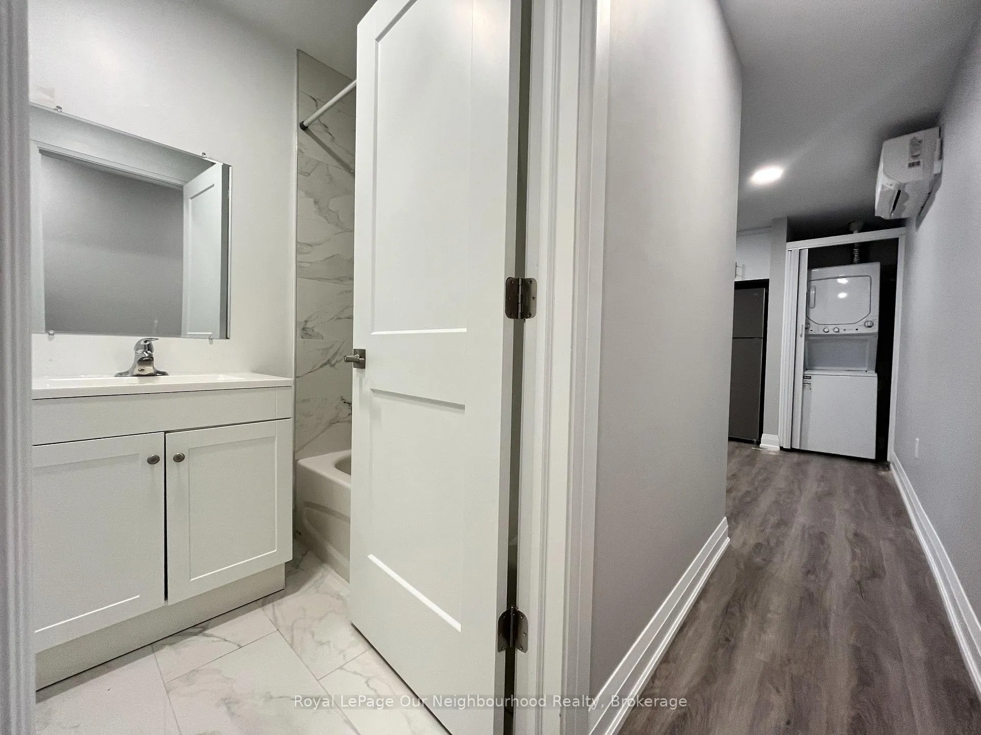 Photo 13 of Unit Lower, 146 Bartlett Avenue, Toronto, Dovercourt-Wallace Emerson-Junction — HOMEH