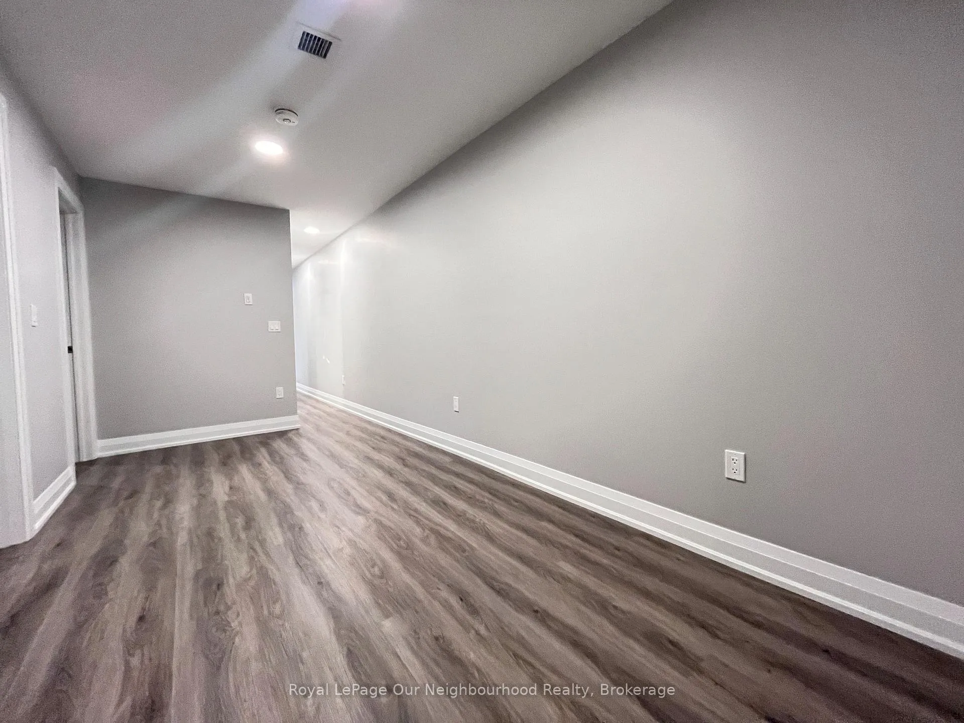 Photo 23 of Unit Lower, 146 Bartlett Avenue, Toronto, Dovercourt-Wallace Emerson-Junction — HOMEH