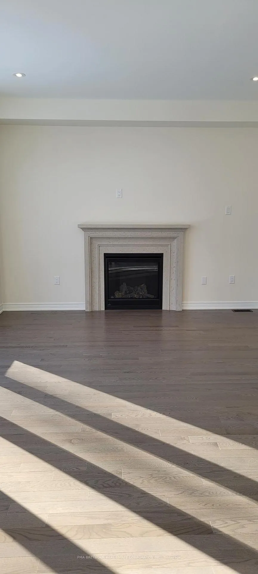 Photo 9 of 149 Dovedale Drive, Georgina, Keswick South — HOMEH