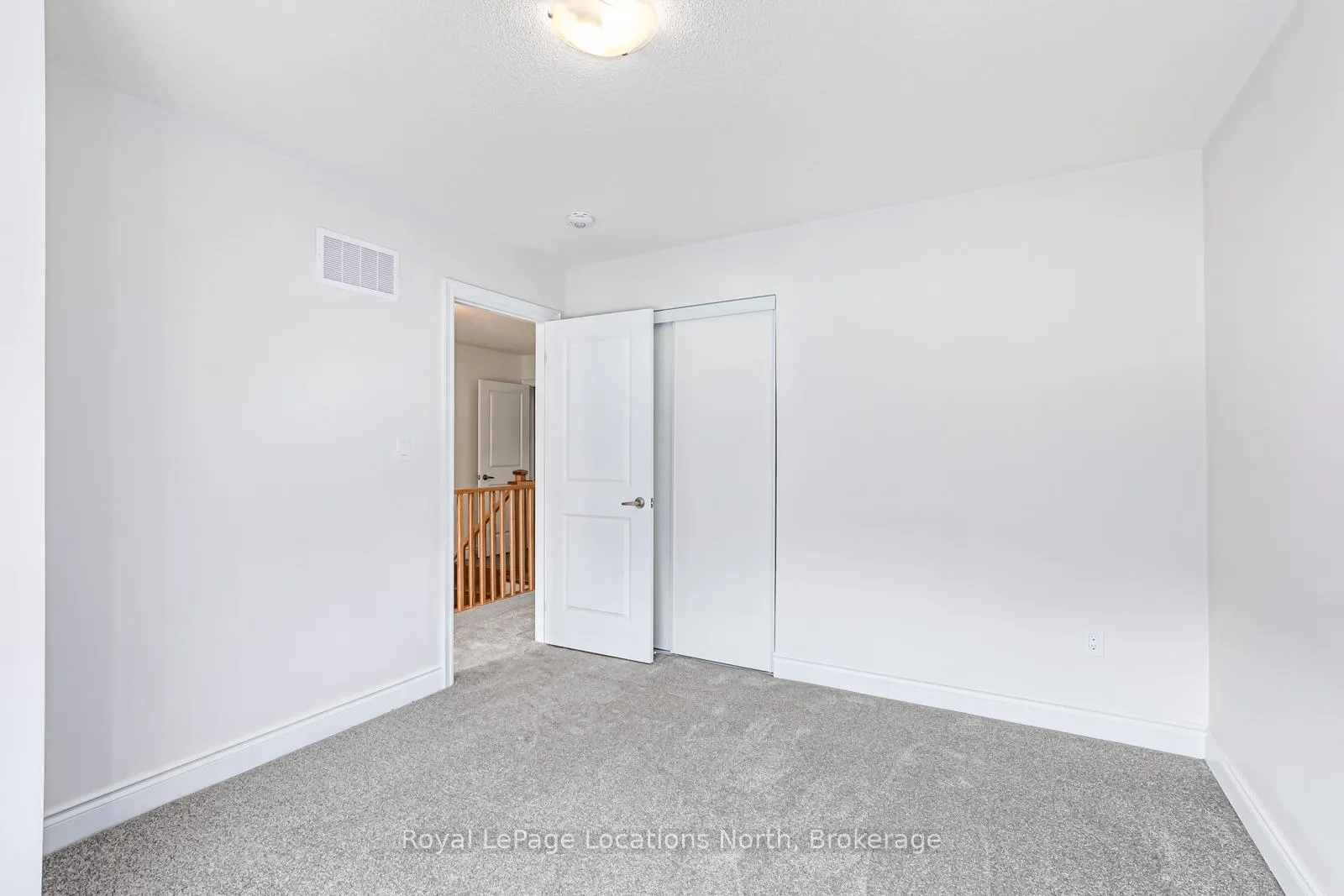 Photo 19 of 24 Lisa Street, Wasaga Beach — HOMEH