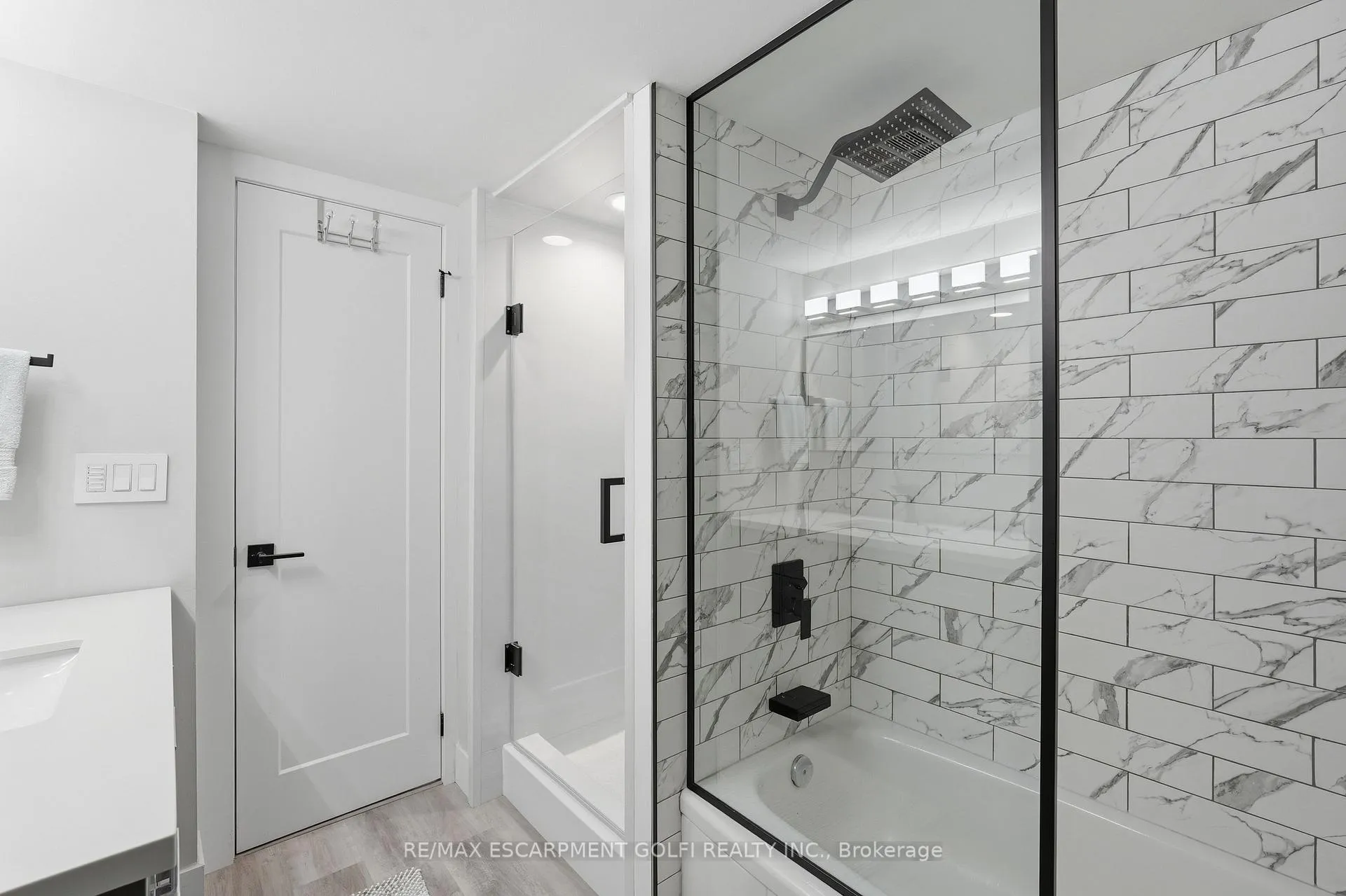 Photo 25 of Unit 208, 1270 Maple Crossing Boulevard, Burlington, Brant — HOMEH