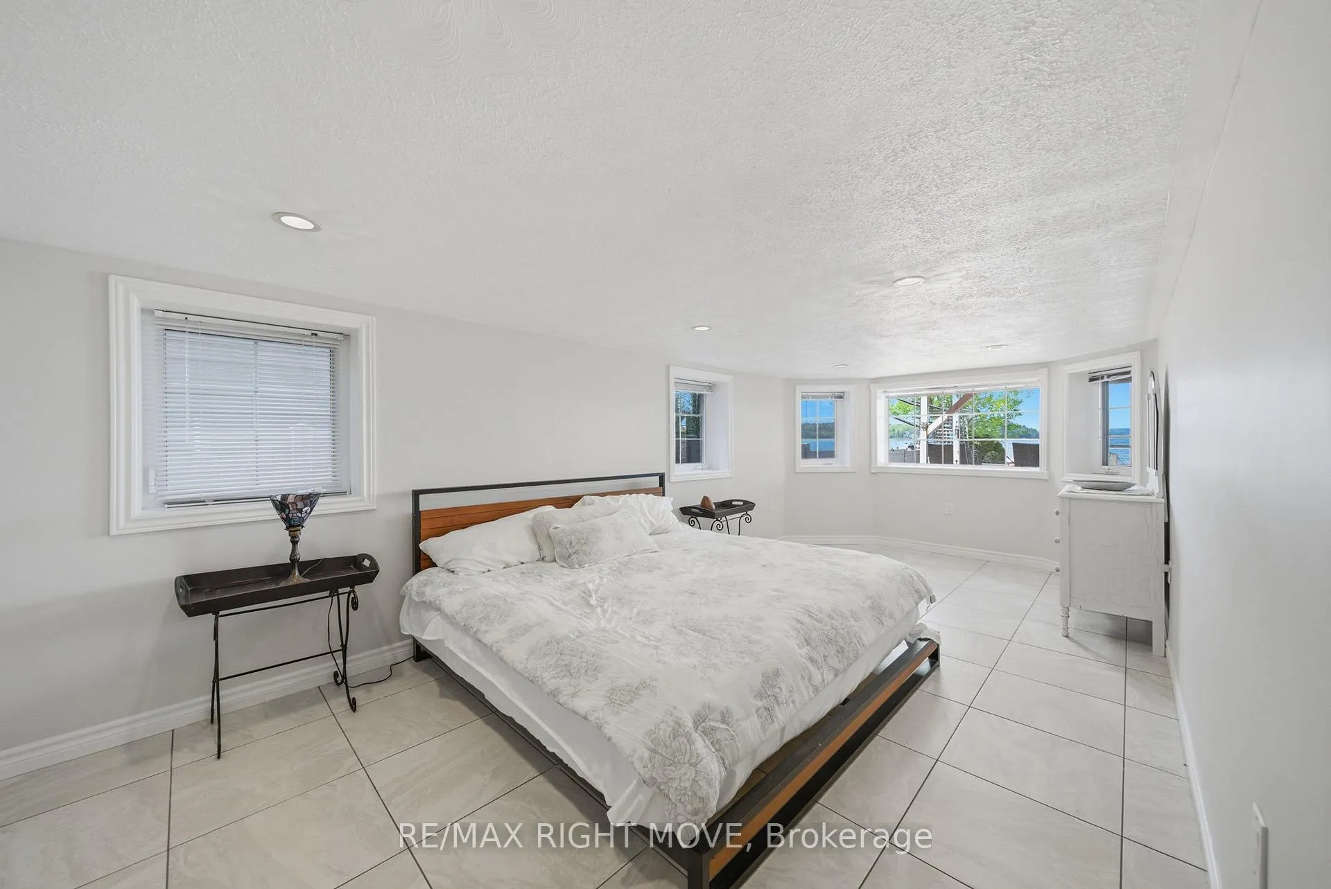 Photo 17 of 1174 15 Line N, Oro-Medonte, Rural Oro-Medonte — HOMEH