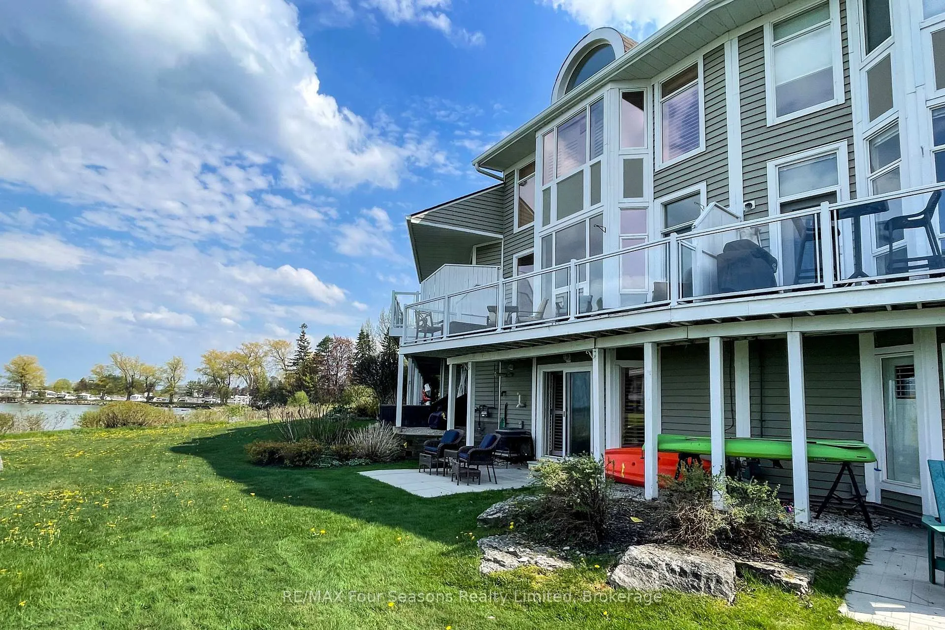 Photo 2 of 13 Cranberry Quay, Collingwood — HOMEH