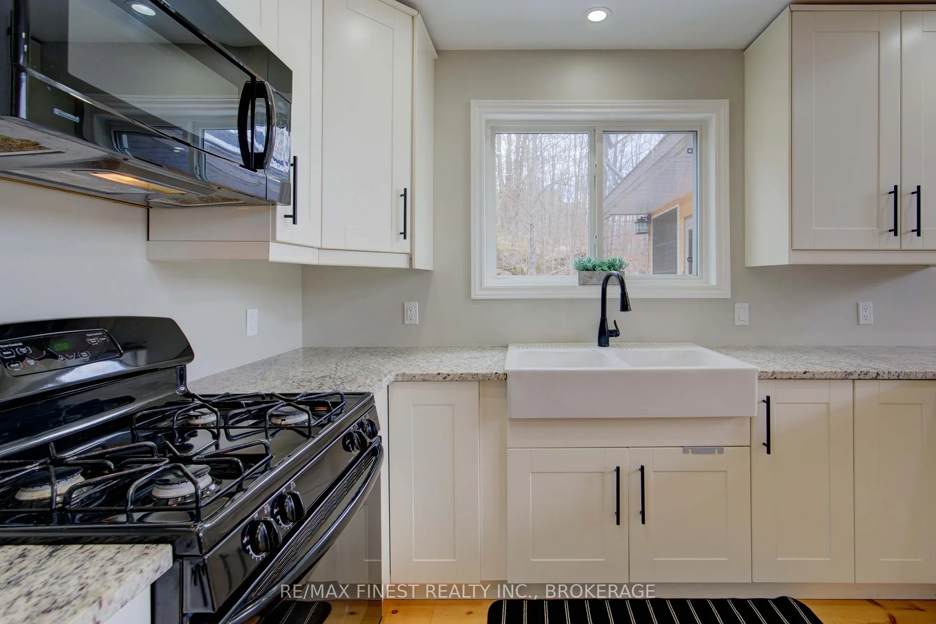 Photo 9 of 1602 Baker Valley Road, Frontenac, Frontenac Centre — HOMEH