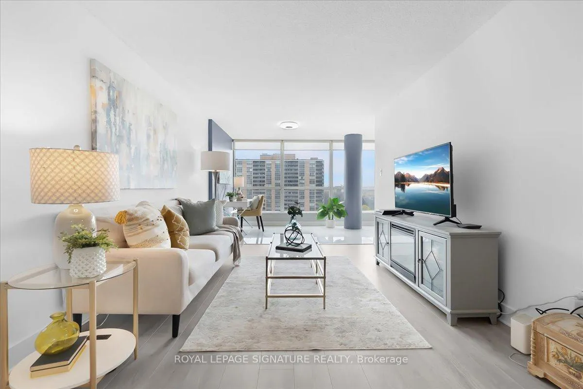 Photo 6 of Unit 1006, 5 Rowntree Road, Etobicoke, Mount Olive-Silverstone-Jamestown — HOMEH