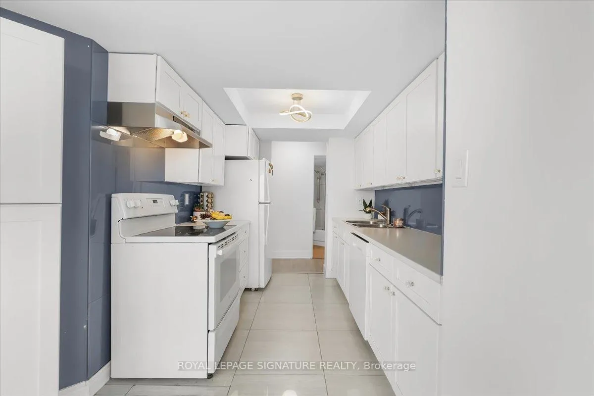 Photo 12 of Unit 1006, 5 Rowntree Road, Etobicoke, Mount Olive-Silverstone-Jamestown — HOMEH