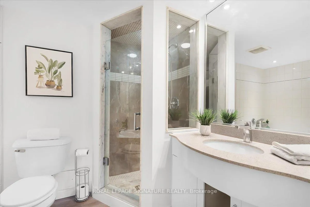 Photo 18 of Unit 1006, 5 Rowntree Road, Etobicoke, Mount Olive-Silverstone-Jamestown — HOMEH