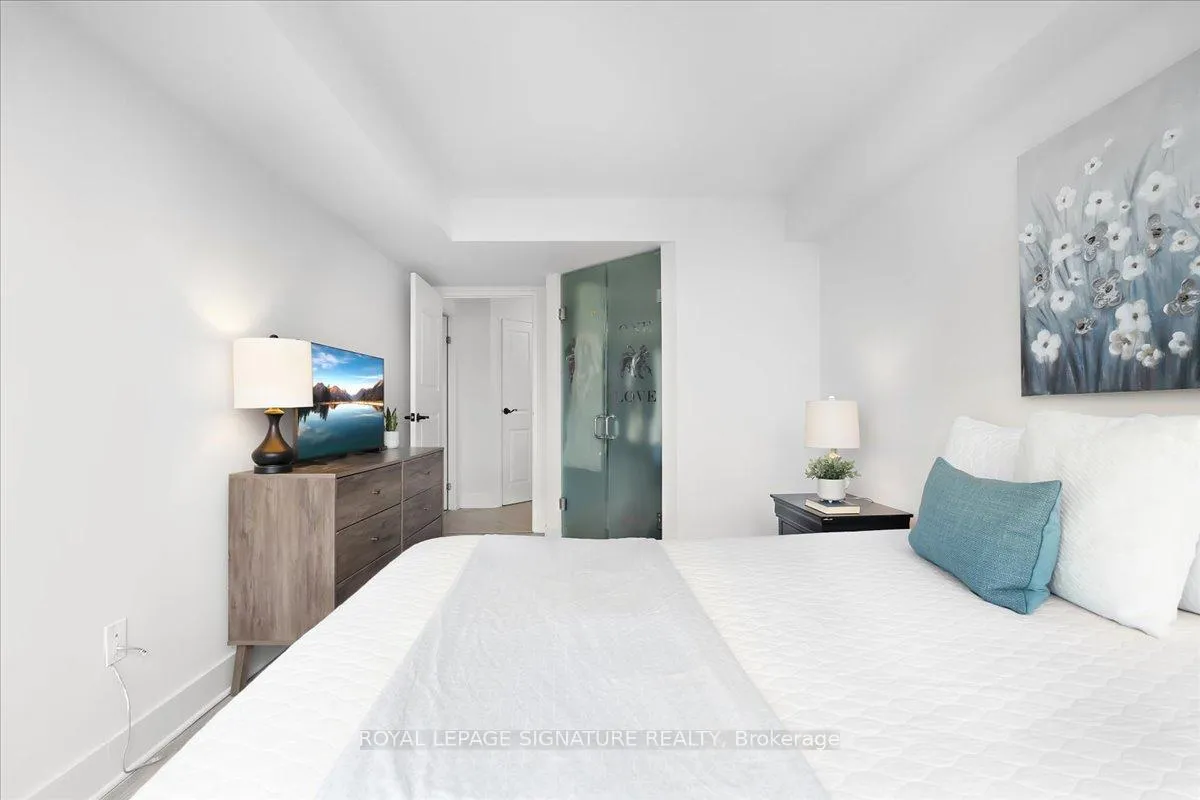 Photo 21 of Unit 1006, 5 Rowntree Road, Etobicoke, Mount Olive-Silverstone-Jamestown — HOMEH