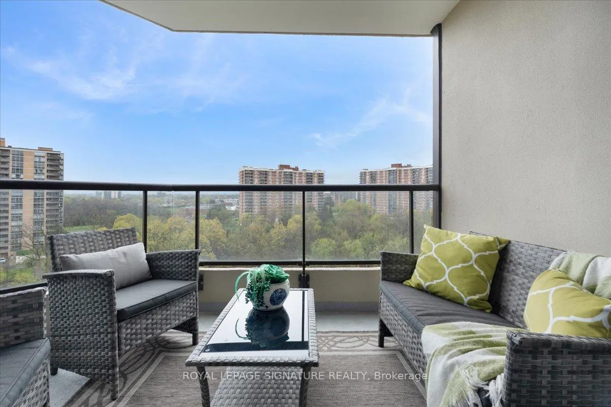 Photo 24 of Unit 1006, 5 Rowntree Road, Etobicoke, Mount Olive-Silverstone-Jamestown — HOMEH