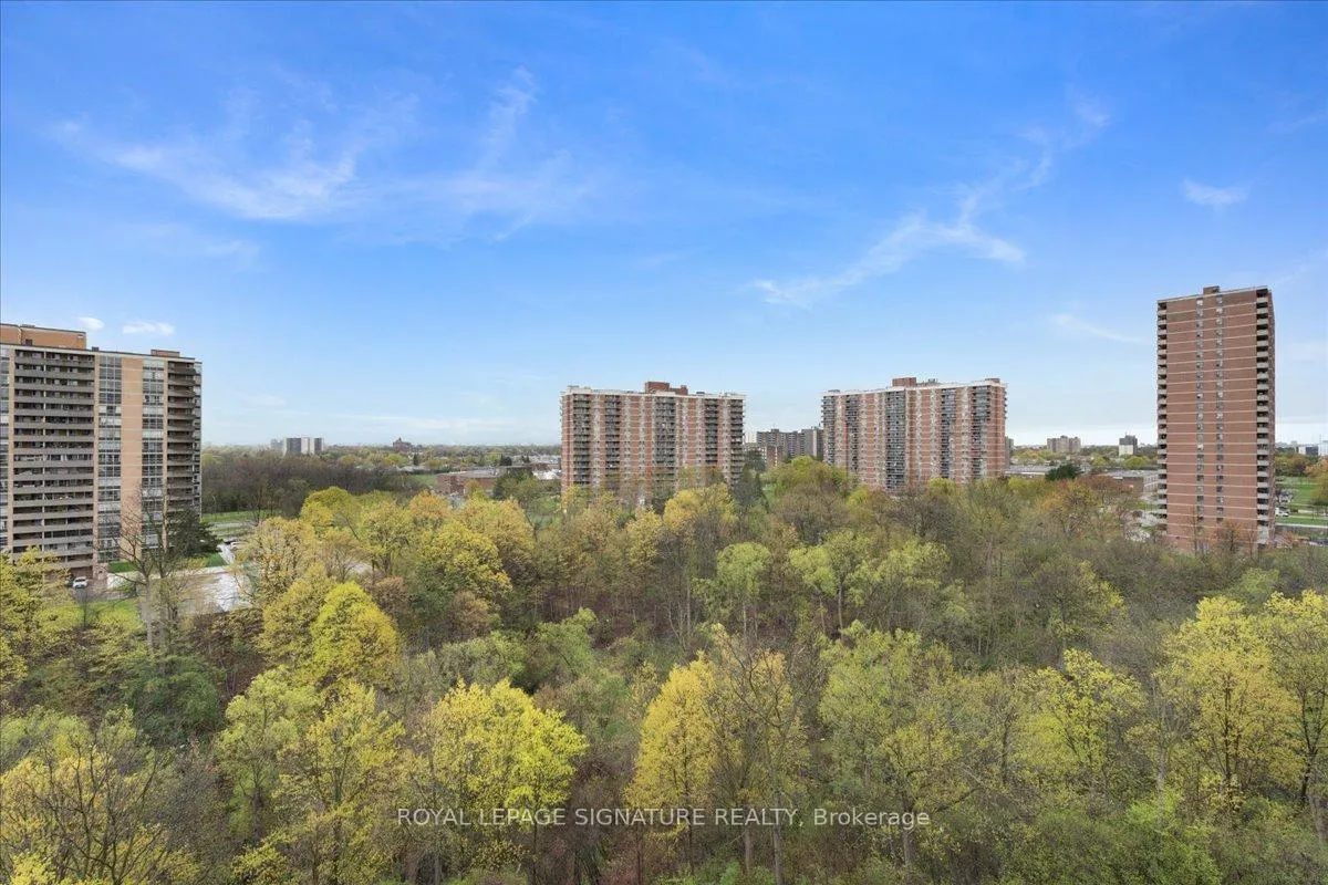 Photo 25 of Unit 1006, 5 Rowntree Road, Etobicoke, Mount Olive-Silverstone-Jamestown — HOMEH