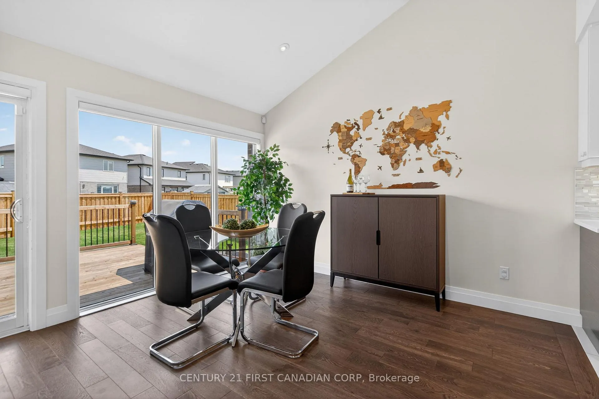 Photo 14 of 1322 Red Pine Crossing, London, North S — HOMEH