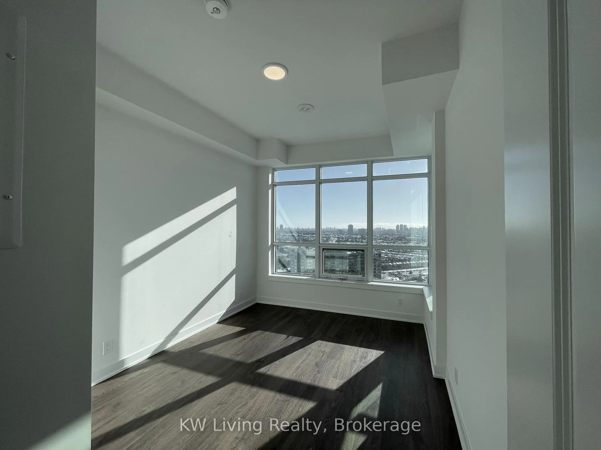 Photo 9 of Unit 2111A, 30 Upper Mall Way, Vaughan, Brownridge — HOMEH