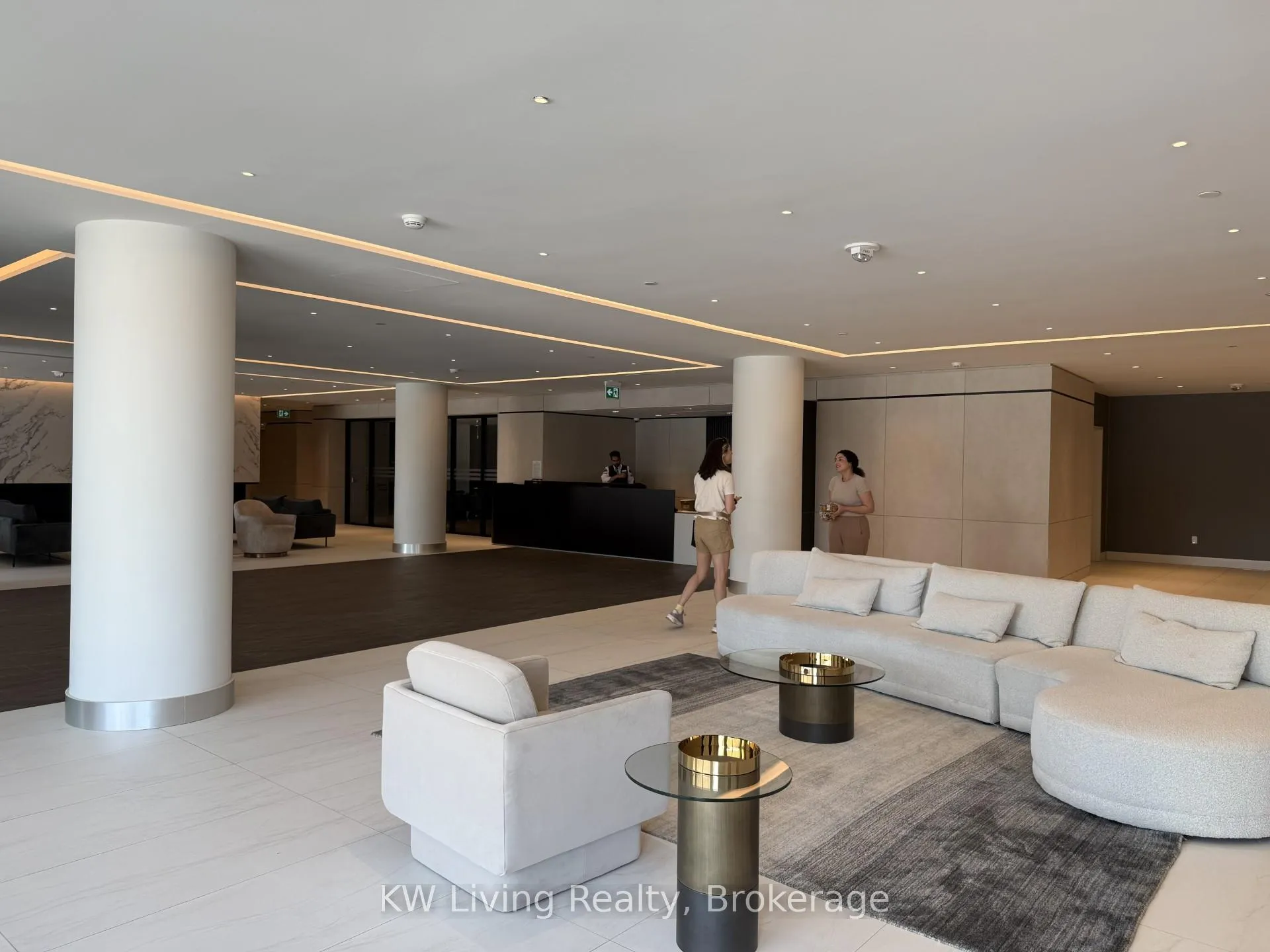 Photo 14 of Unit 2111A, 30 Upper Mall Way, Vaughan, Brownridge — HOMEH