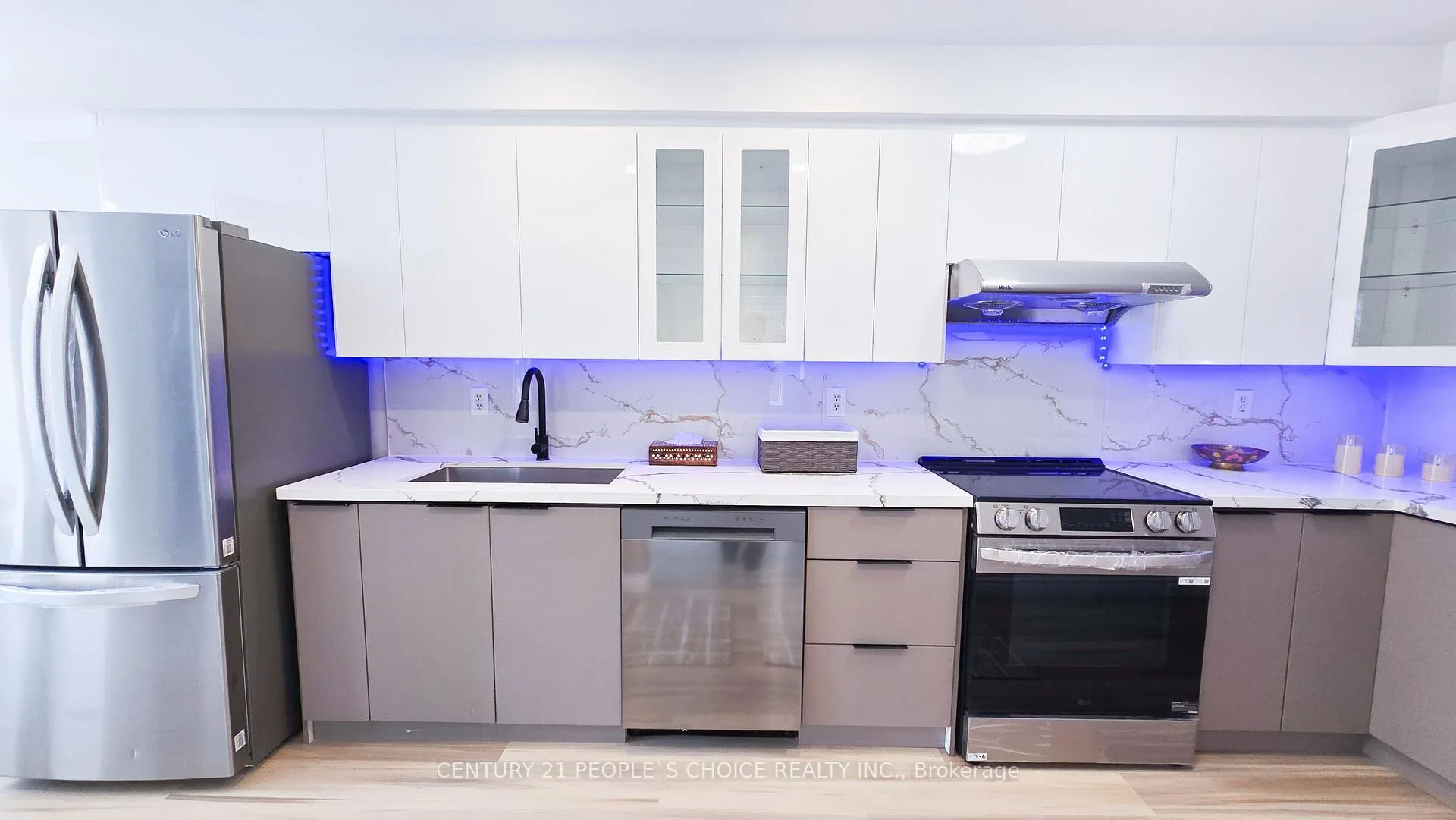 Photo 8 of 340 Perry Road, Orangeville — HOMEH