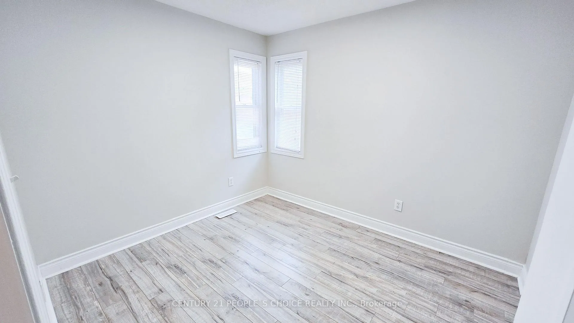 Photo 21 of 340 Perry Road, Orangeville — HOMEH