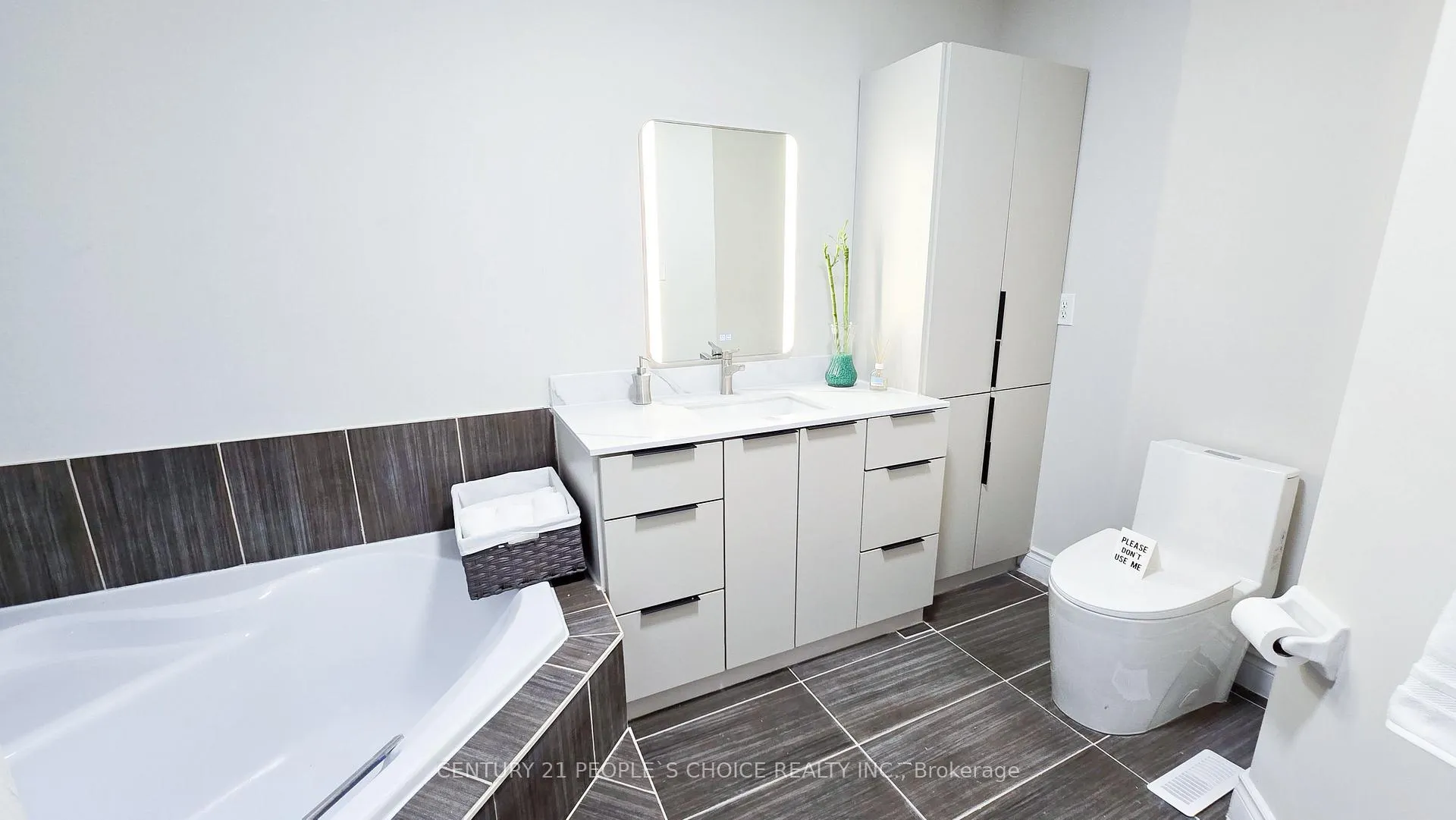 Photo 24 of 340 Perry Road, Orangeville — HOMEH