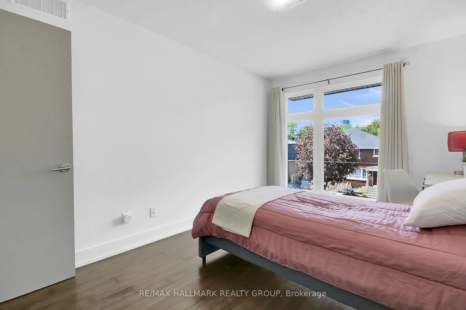 Photo 35 of 164 Geoffrey Street, Ottawa, Westboro/Hampton Park — HOMEH