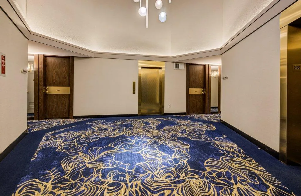 Photo 9 of Unit 2801, 33 Harbour Square, Toronto, Waterfront Communities — HOMEH