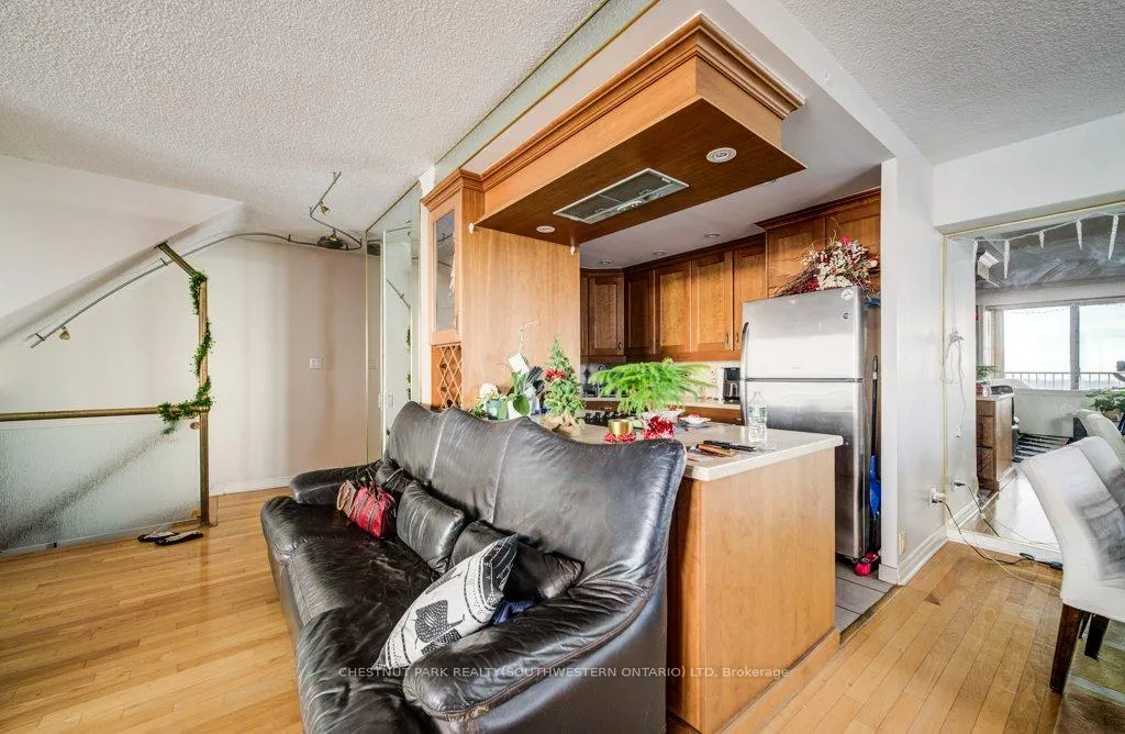 Photo 16 of Unit 2801, 33 Harbour Square, Toronto, Waterfront Communities — HOMEH