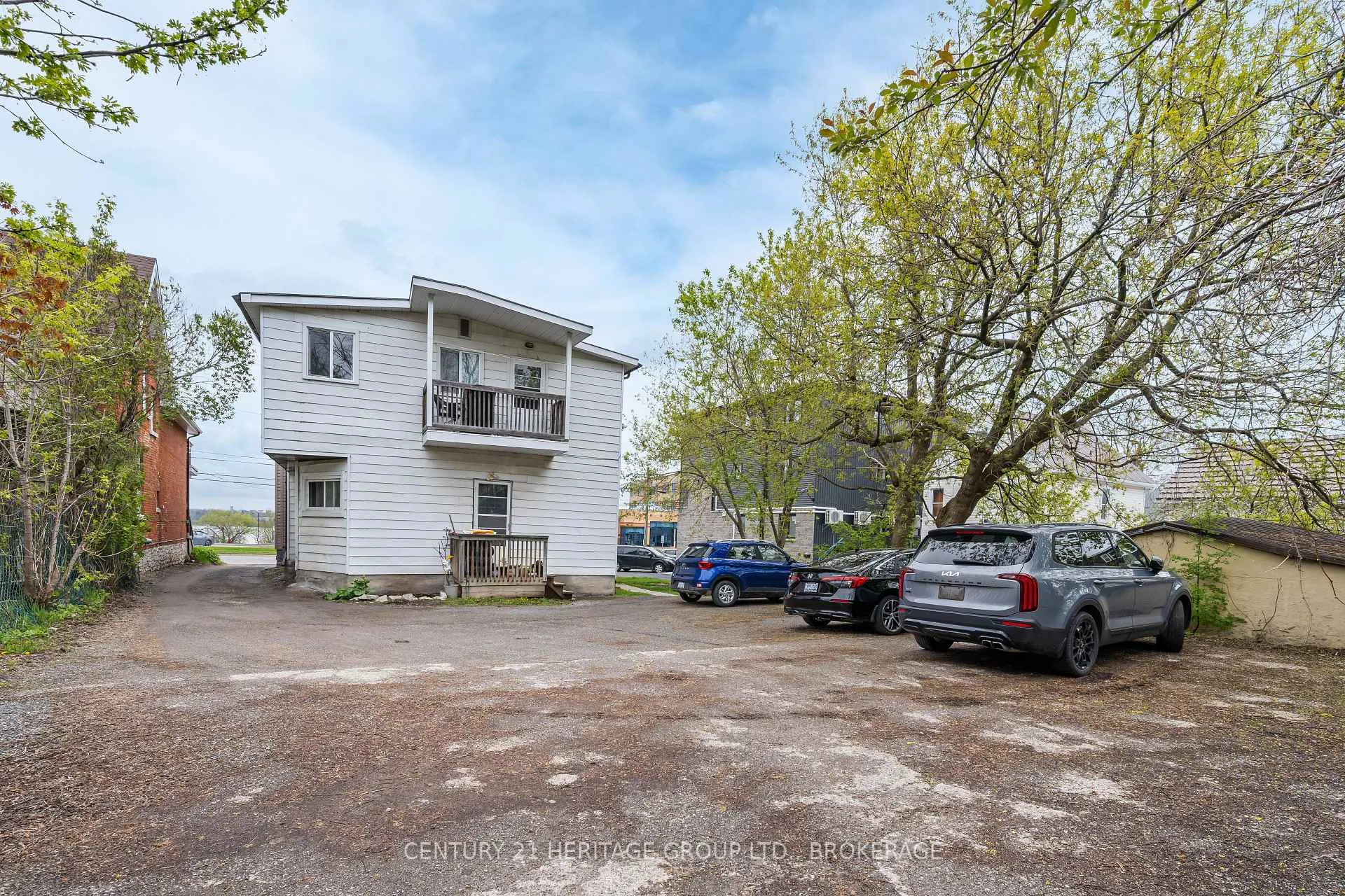 Photo 5 of 186 Rideau Street, Kingston, East of Sir John A. Blvd — HOMEH