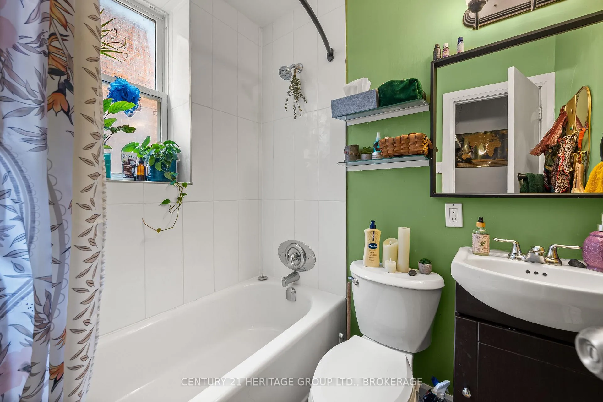 Photo 19 of 186 Rideau Street, Kingston, East of Sir John A. Blvd — HOMEH