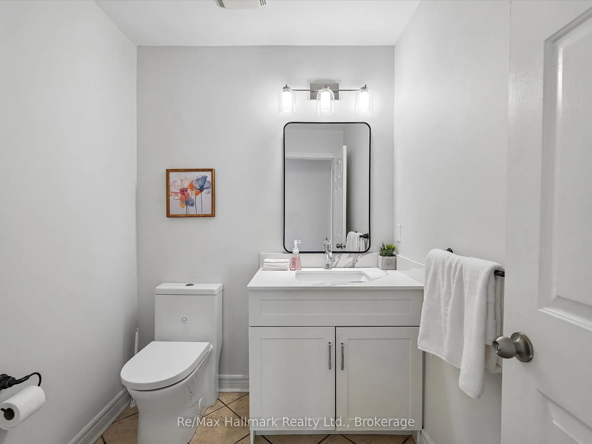 Photo 9 of 560 Chillingham Crescent, Oakville, Ford — HOMEH
