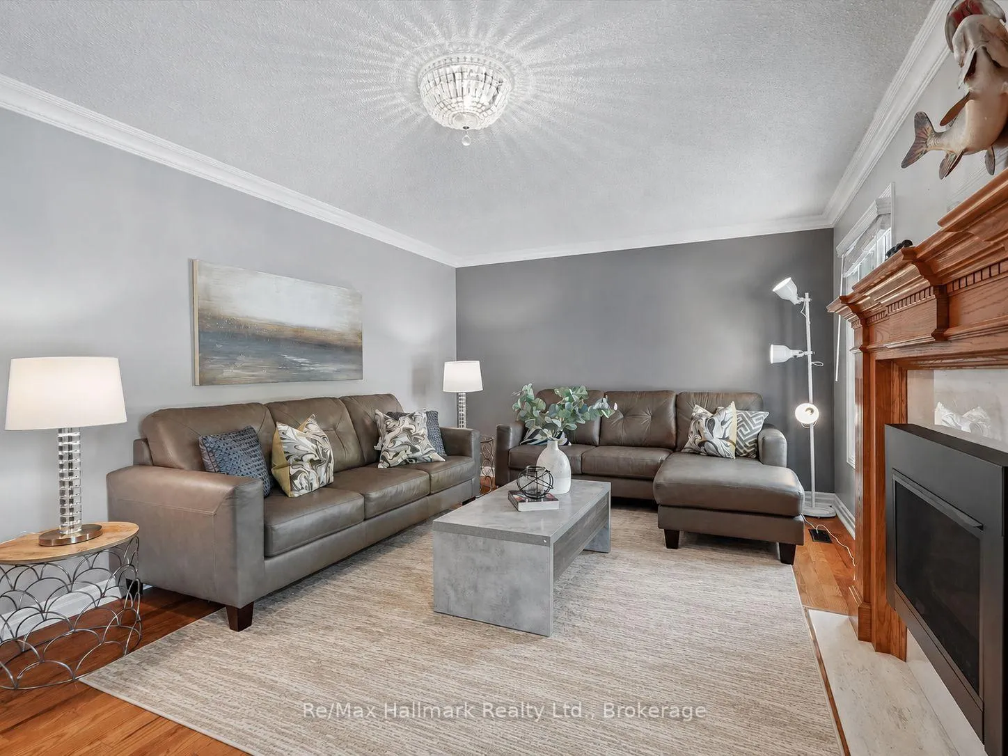 Photo 13 of 560 Chillingham Crescent, Oakville, Ford — HOMEH