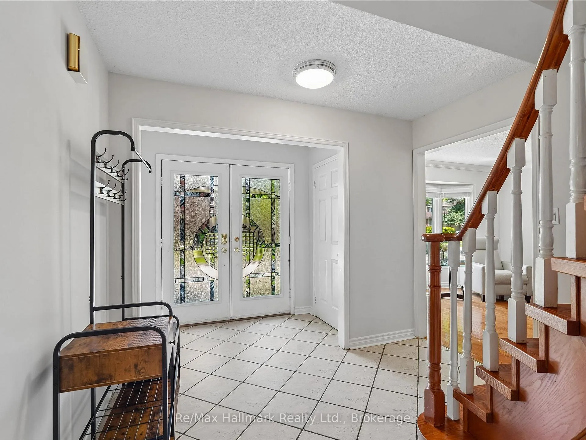Photo 20 of 560 Chillingham Crescent, Oakville, Ford — HOMEH