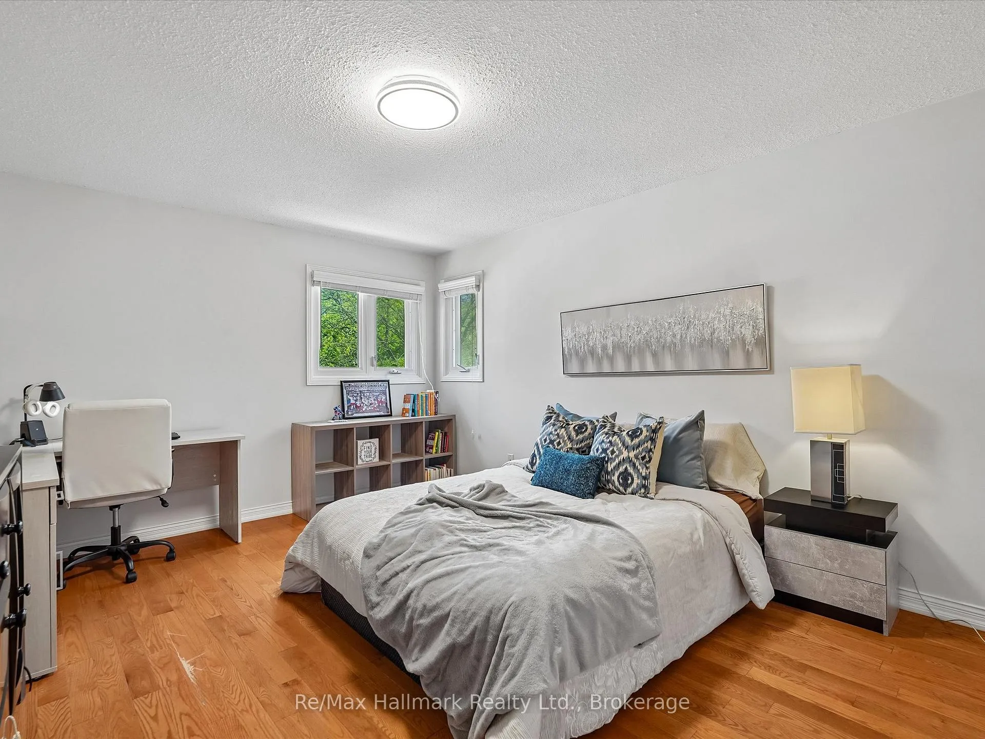 Photo 31 of 560 Chillingham Crescent, Oakville, Ford — HOMEH