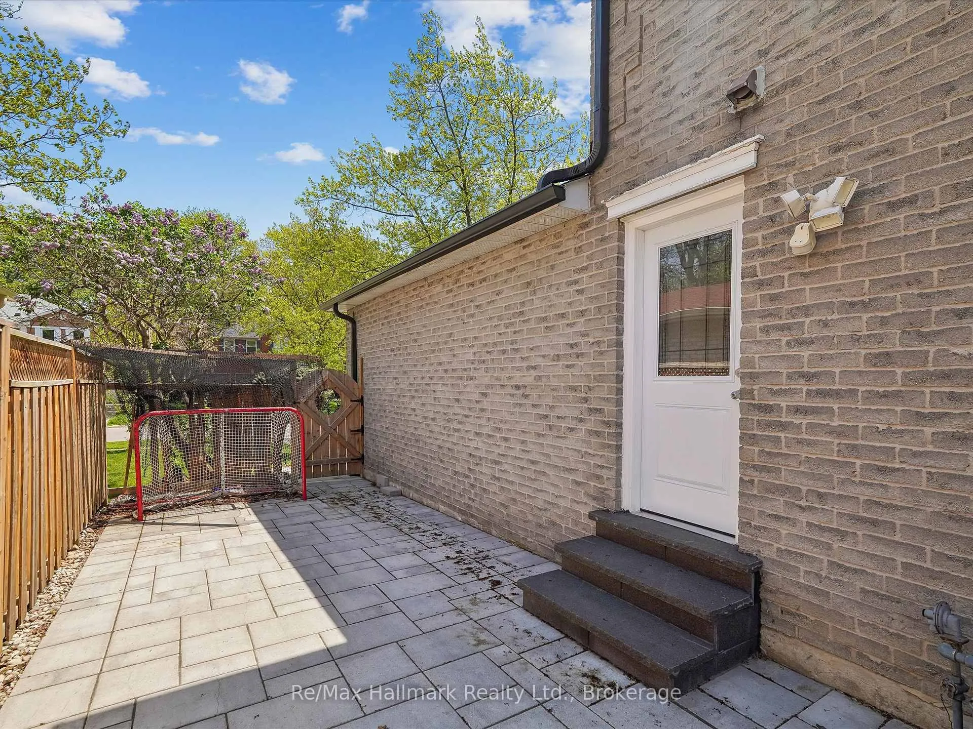 Photo 40 of 560 Chillingham Crescent, Oakville, Ford — HOMEH